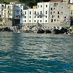 Palazzo Cettina Sul Mare Apartman