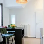 Palazzo Cettina Sul Mare Apartman *